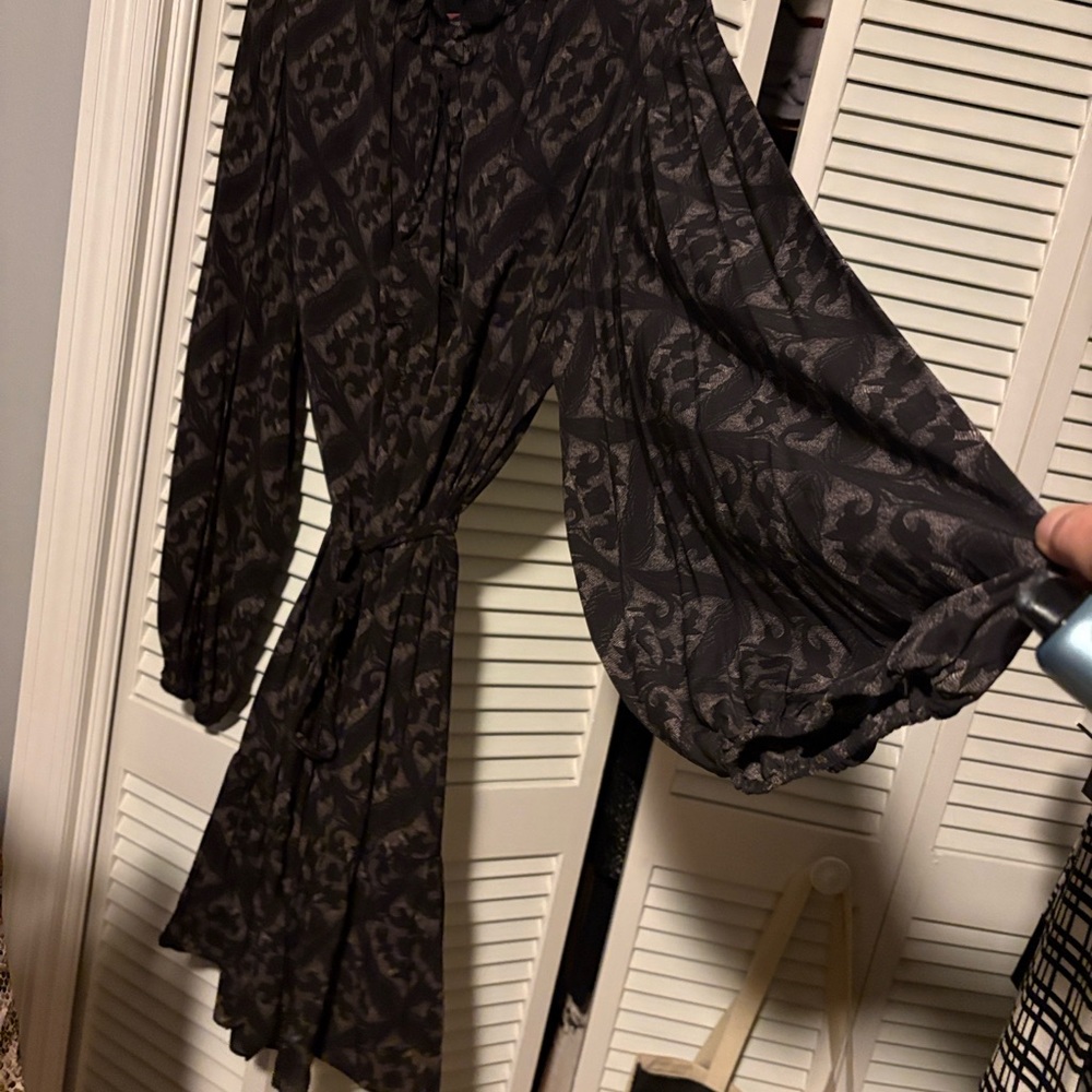 Kobi Halperin Black and grayish Long Sleeve Dress with waist tie. - Picture 6 of 8